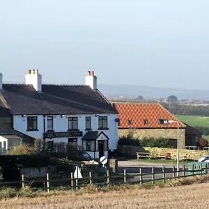 https://the-windmill-inn-stainsacre.yorkshirehotels.net