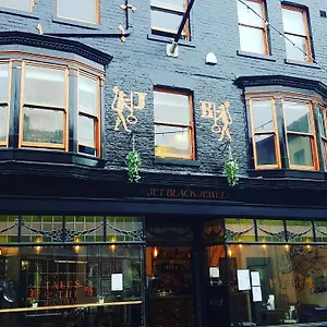 https://jet-black-jewel.yorkshirehotels.net